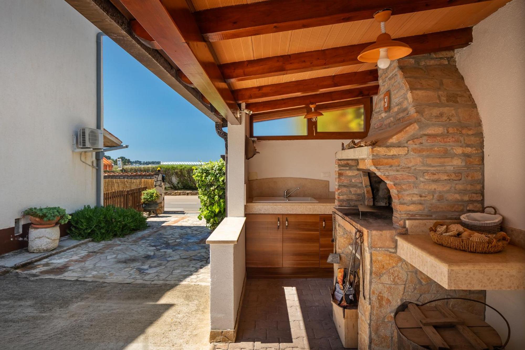 Beach House - Sea Breeze Porec Exterior photo